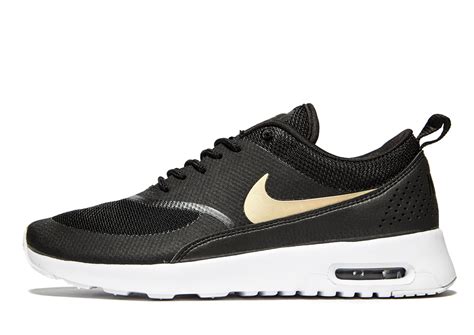 nike thea women's.